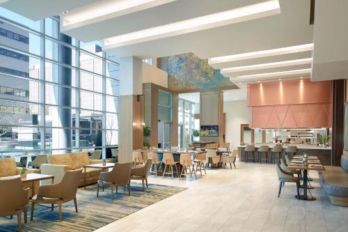Lexington Marriott City Center - image 14