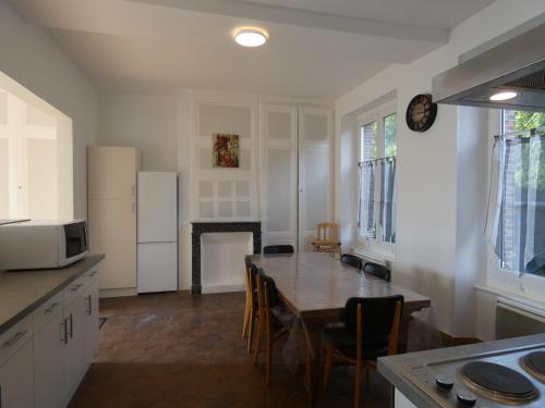 Maison de caractère avec jardin clos, idéale pour familles, proche sentiers de randonnée (Maison de caractere avec jardin clos, ideale pour familles, proche sentiers de randonnee) in Happonvilliers