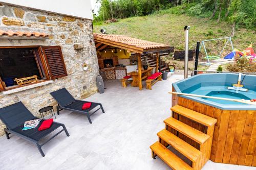 Family friendly house with a parking space Raspor, Central Istria - Sredisnja Istra - 21878