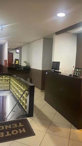 ล็อบบี้, Hotel Tenda Brigadeiro - 5 Minutos a Pe do Metro e Praca da Se, 8 Minutos da Rua 25 de Marco e Liber in เซ