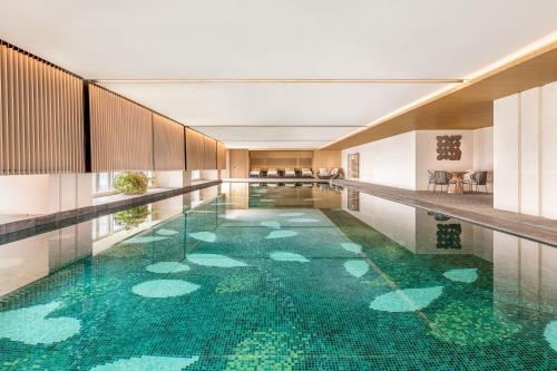 Swimming pool, The Westin Wuhan Hanyang in Wangjiawan Commercial Area