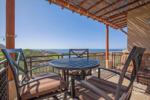 Oceanview Homes with Terrace Puerta Cortes