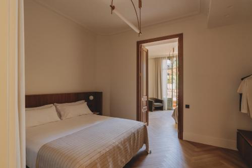 Suite with Terrace image 10