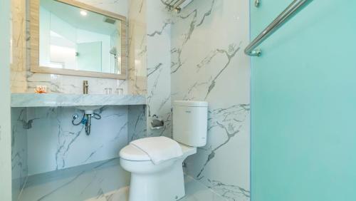 Superior Double or Twin Room image 10