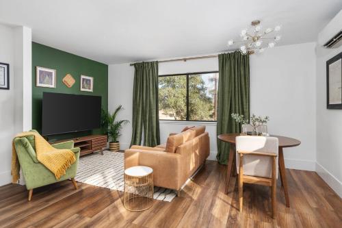 Manzanita Rest, Mariposa