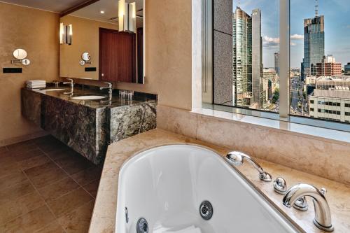 The Westin Warsaw image 36