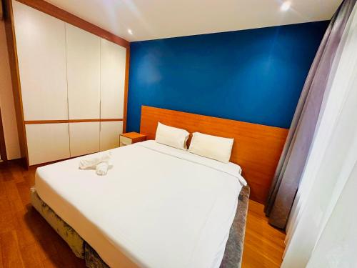vortex suites klcc HOLIDAY apartment - image 8
