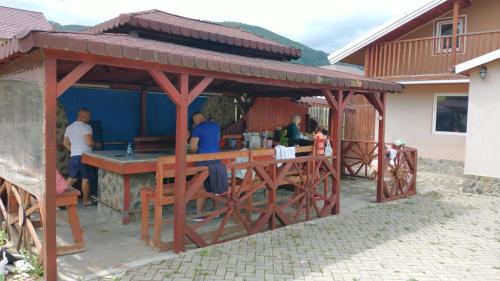 CABANA ADAM SI EVA in Gura Raului