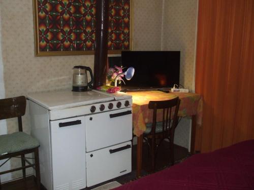 Daneto Apartment - image 4