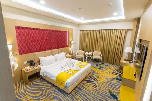 King Room with Balcony