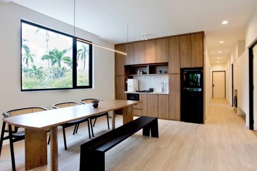 Codrington House - Boutique Apartments, George Town (zdjęcie 2)