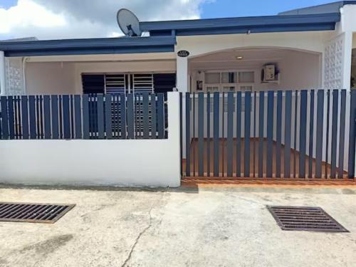 B&B Miri - BS Home in Miri City - 3R2B House - Bed and Breakfast Miri