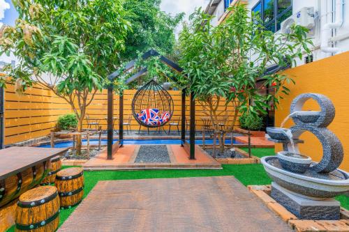 Vrt, Marco Polo Phuket Poshtel & Bistro in Phuket