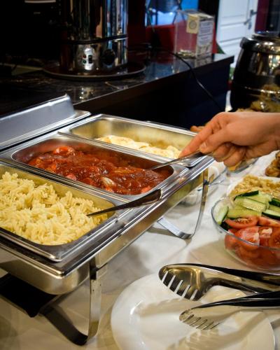 Hotel "CONTINENT" halal in Karagandy