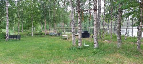 Ümbrus, Pikkumökki Lintukoto (Pikkumokki Lintukoto) in Utajärvi