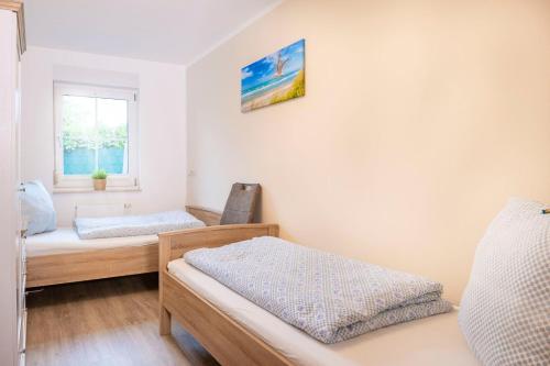 Two-Bedroom House image 8