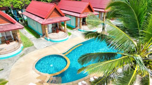 蘭塔天堂海灘度假村 (Lanta Paradise Beach Resort) in 運河海灘