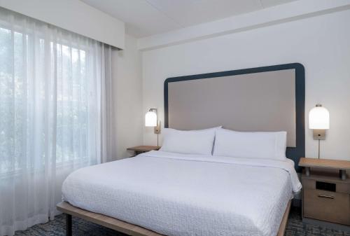 2 bedrooms, 4 beds