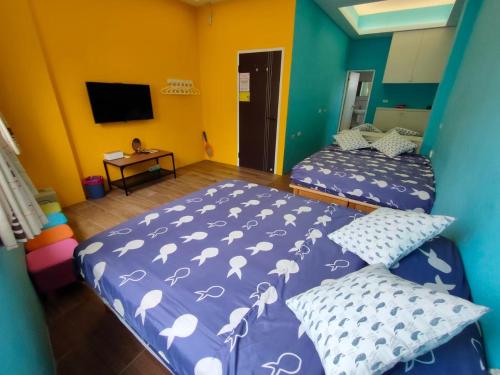 ELLIE HOUSE – Xiaoliuqiu, CA
