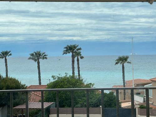Appartement vue mer , plage à 50m