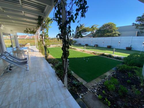 Peach on Beach Boutique Guesthouse, Bloubergstrand (foto 6)