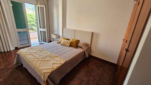 Garden and Seaview Apartment - Free Parking 4