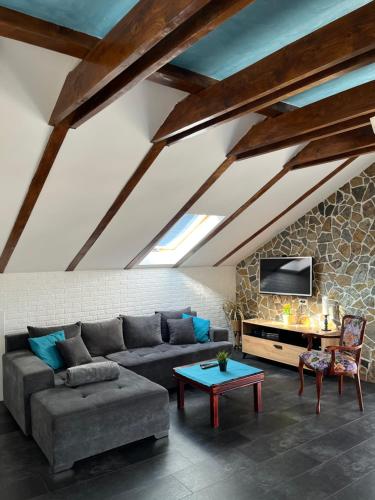 Apartment No10, Golubac