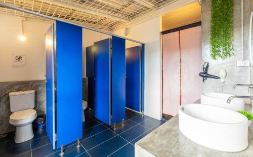Marco Polo Phuket Poshtel & Bistro Room Type - Triple Room