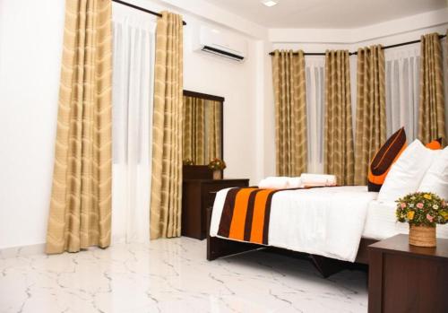 Deluxe Triple Room image 7