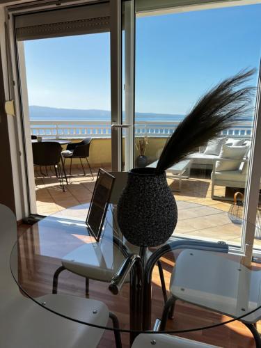 Surrounding environment, Kavajin Rooms in Duce