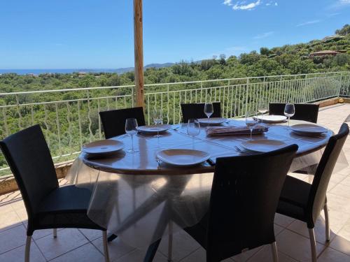 Appartement vue mer en Résidence avec piscine