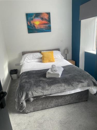 One-Bedroom Apartment: Sleeps 4 Comfortably