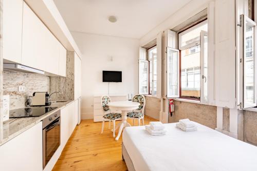 VIVA Breiner Flats 3
