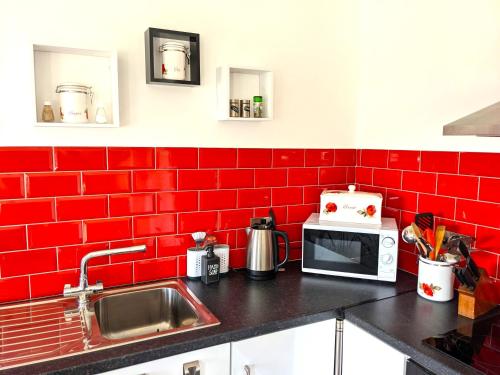 Shore Cottage on Valentia Island - Cosy comfort at the sea in Kerry in Knights Town
