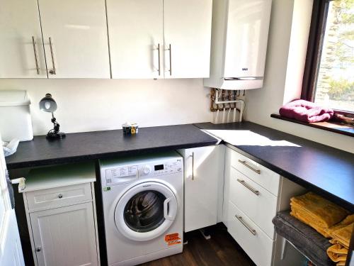 Shore Cottage on Valentia Island - Cosy comfort at the sea in Kerry in Knights Town