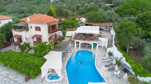 Hotelli välisilme, Seralis Pelion in Koropi