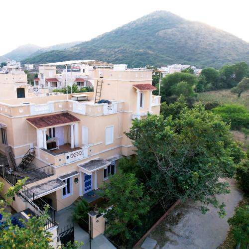 B&B Udaipur - Rustic Charm - Bed and Breakfast Udaipur