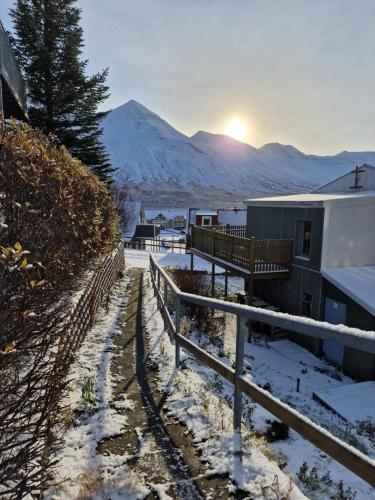 Kilátás, Landakot The Perfect Getaway by StayNorth in Siglufjordur