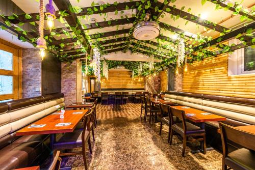 Ristorante, Private Boutique Apartments London in Shoreditch