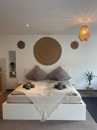 Kingsize Bett Boho Apartment mit Tiefgarage