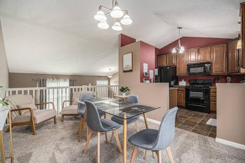 Beautiful Omaha Home 3 bdrm 2 baths in 米拉德