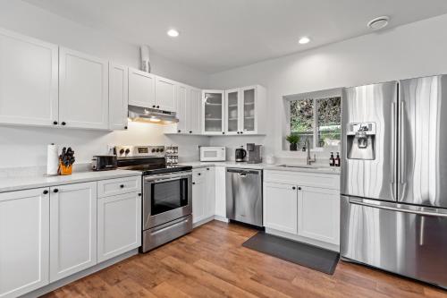 Private Mountainside Home in Chilliwack (BC)