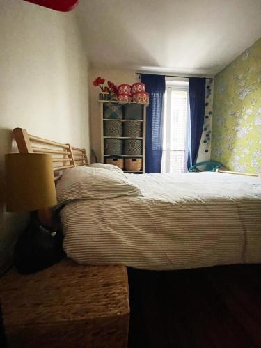 Flat in Montmartre/Abbesses, Parigi (foto 8)