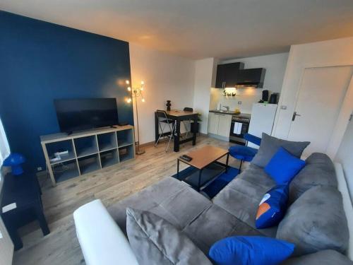 Les Buttes : Apt 2 Prs, 1 ch : Parking privé - Location saisonnière - Dijon