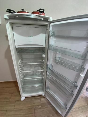 Flat 02 com Varanda - Avenida Hospedagem, São Thomé das Letras (foto 8)