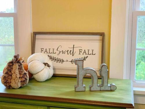 Green Acres Farmhouse Fugitive Beach/Military/MS&T Green Acres Farmhouse Fugitive Beach/Military/MS&T