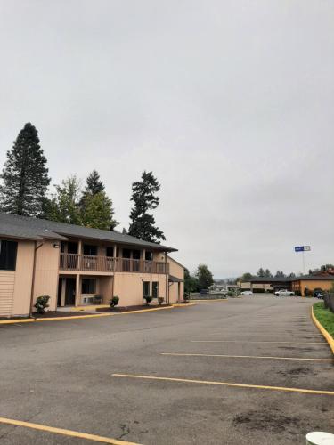 Centralia Inn