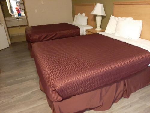 Centralia Inn - image 12