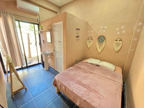 1 double bed