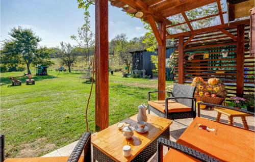 Pet Friendly Home In Gornji Daruvar With Outdoor Swimming Pool